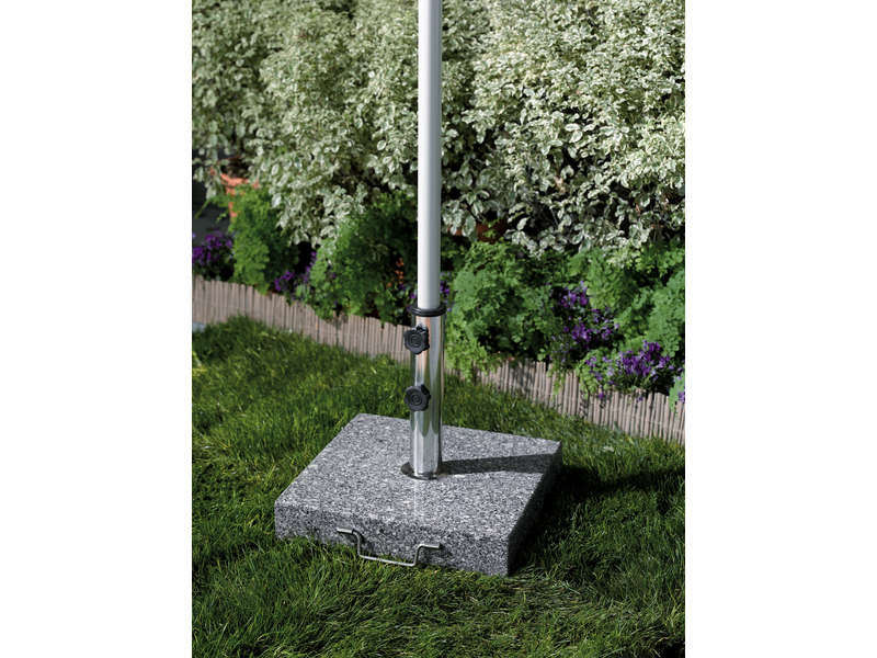 Stay in cool with a Hyperbetter umbrella base